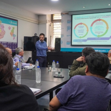 Provincia pone en marcha el Segundo Plan Quinquenal de Salud con los gremios en la mesa