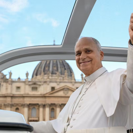 Pobreza primero: el mensaje de los argentinos para el papa León XIV