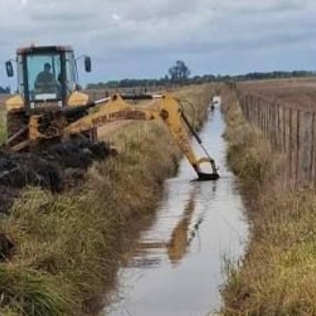 Lincoln denunció canales clandestinos en campos y advirtió por el riesgo de nuevas inundaciones